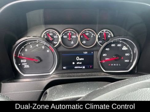 Used 2021 Chevrolet Silverado 1500 LT Trail Boss w/ Convenience Package II AWD/4WD image 6