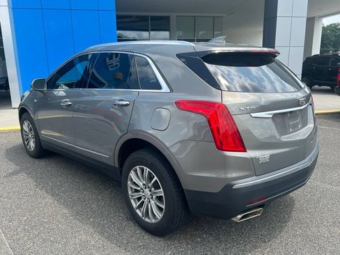 Used 2017 Cadillac XT5 Luxury w/ Driver Awareness Package AWD/4WD image 8