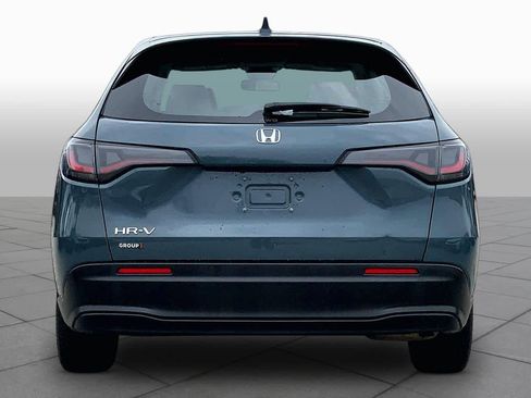 Used 2023 Honda HR-V LX image 5