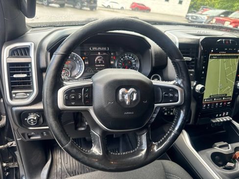Used 2020 RAM 1500 Big Horn AWD/4WD image 16