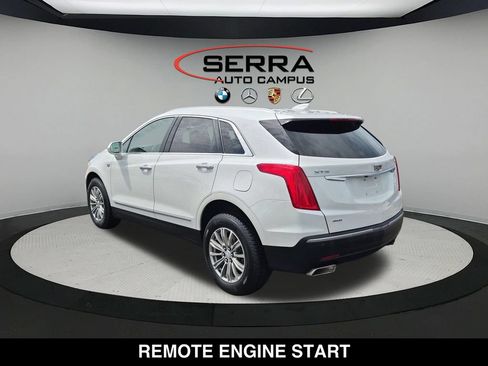 Used 2018 Cadillac XT5 Luxury w/ Driver Awareness Package AWD/4WD image 11
