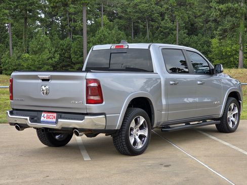 Used 2021 RAM 1500 Laramie AWD/4WD image 4