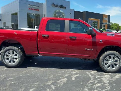 New 2026 RAM 2500 Big Horn AWD/4WD image 8