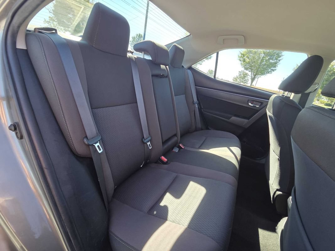 Used 2019 Toyota Corolla LE FWD image 13