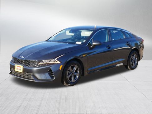 Used 2023 Kia K5 LXS image 3