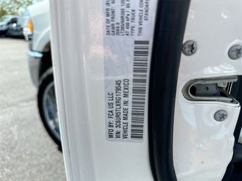 Used 2024 RAM 2500 Limited image 29