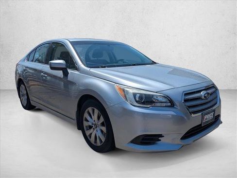 Used 2015 Subaru Legacy 2.5i Premium w/ Popular Package #2 AWD/4WD image 3