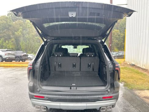 New 2026 Chevrolet Traverse LT FWD image 35
