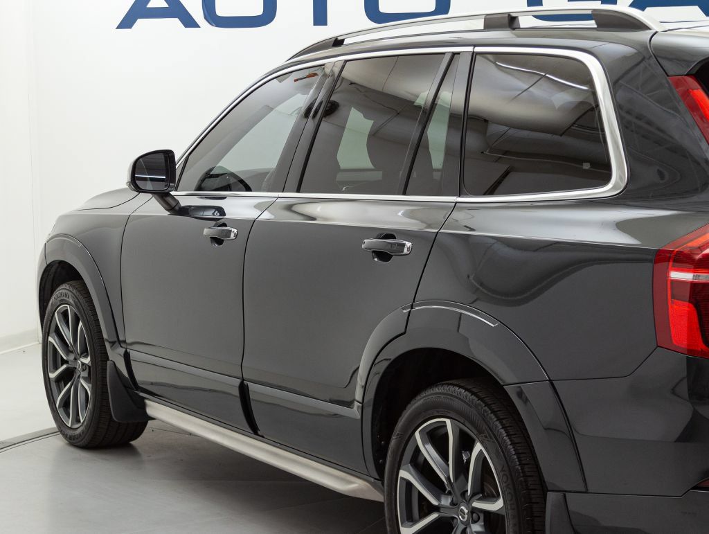 Used 2016 Volvo XC90 T6 Momentum w/ Momentum Plus Package AWD/4WD image 13