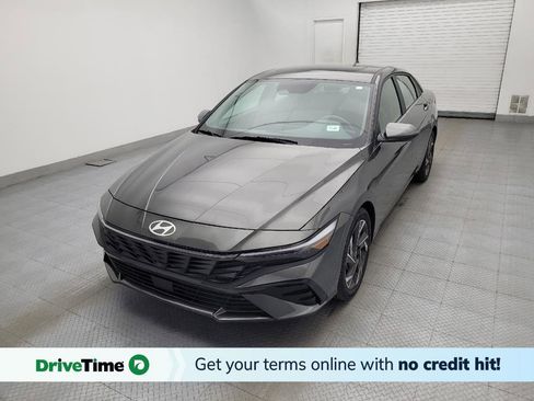 Used 2024 Hyundai Elantra SEL w/ Convenience Package image 1