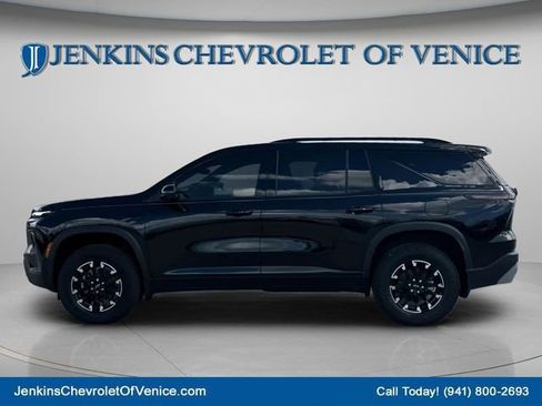 New 2026 Chevrolet Traverse Z71 w/ Driver Confidence Package AWD/4WD image 9