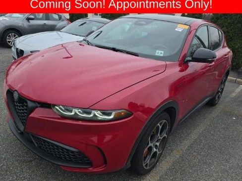 Used 2024 Alfa Romeo Tonale Veloce image 1