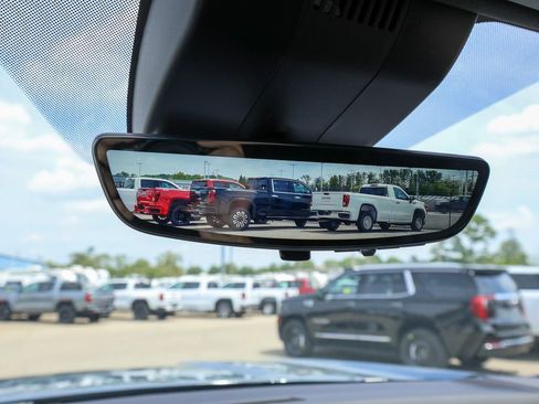 New 2026 GMC Yukon Denali AWD/4WD image 32