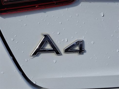 Used 2018 Audi A4 2.0T Premium Plus w/ Premium Plus Package image 19