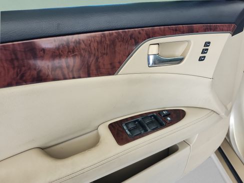 Used 2011 Toyota Avalon FWD image 18