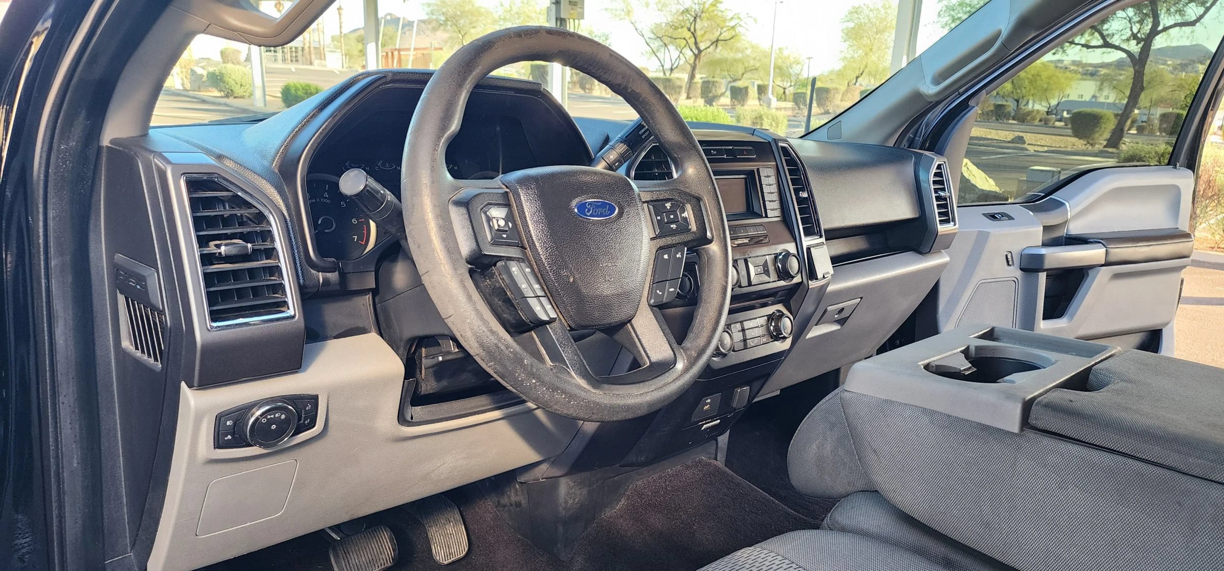 Used 2016 Ford F150 XLT AWD/4WD image 10