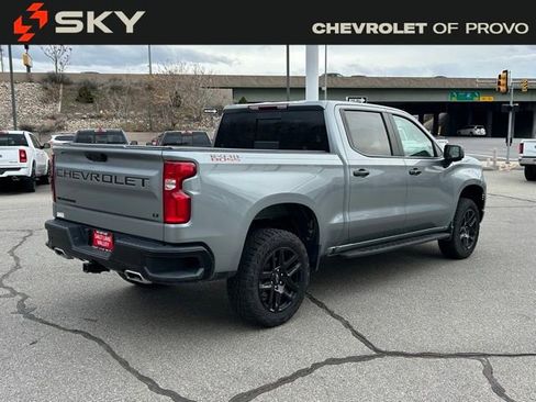 Used 2024 Chevrolet Silverado 1500 LT Trail Boss w/ Convenience Package II AWD/4WD image 5