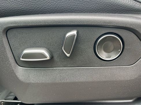 Used 2024 GMC Sierra 1500 Denali w/ Denali Reserve Package image 10