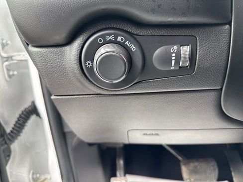 Used 2023 Dodge Durango GT AWD/4WD image 11