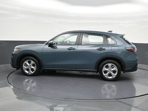 Used 2024 Honda HR-V LX image 2
