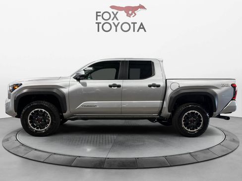 New 2025 Toyota Tacoma TRD Off-Road AWD/4WD image 2