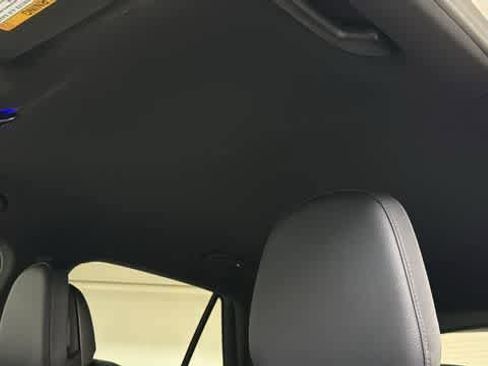 Used 2026 Mercedes-Benz GLC 300 4MATIC image 24