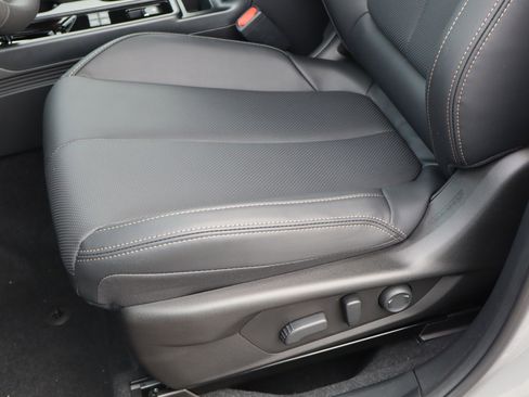 New 2026 Subaru Outback Limited image 10