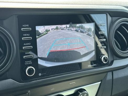 Used 2020 Toyota Tacoma SR AWD/4WD image 21