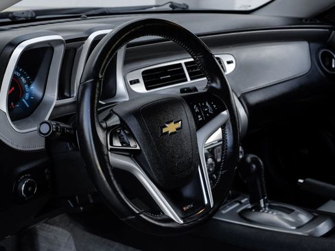 Used 2013 Chevrolet Camaro SS RWD image 22