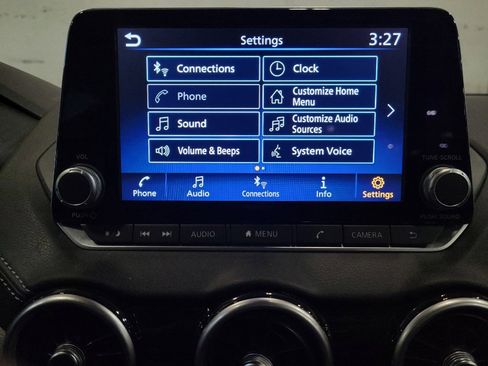 Used 2024 Nissan Sentra SV FWD image 25