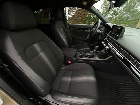 Used 2025 Honda Civic Sport image 14