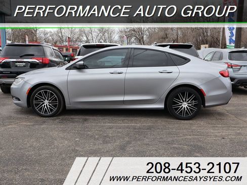 Used 2015 Chrysler 200 S w/ Navigation & Sound Group I image 14
