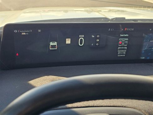 Certified 2025 Ford Expedition Max Platinum image 17