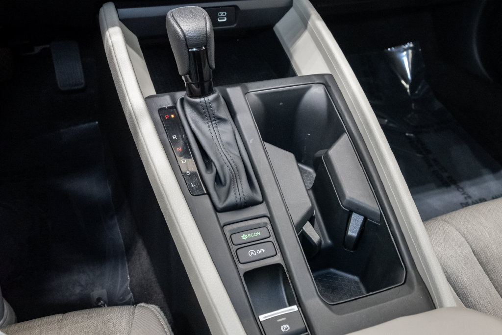 Used 2025 Honda Accord SE image 19