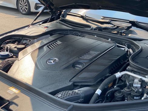 Used 2020 Mercedes-Benz S 560 4MATIC Sedan image 20