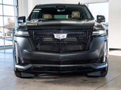 Used 2021 Cadillac Escalade Sport w/ Driver Assist Tech Package image 3