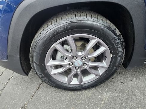 Certified 2022 GMC Terrain SLT w/ LPO, Floor Liner Package image 31