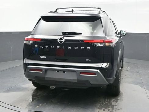 New 2026 Nissan Pathfinder SL image 5
