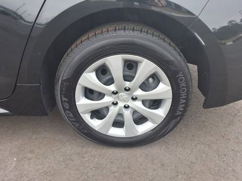 Used 2025 Toyota Corolla LE image 8