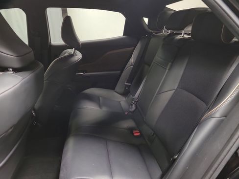 Used 2024 Toyota Crown AWD/4WD image 20
