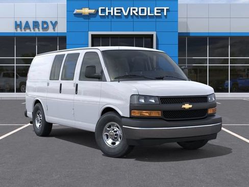 New 2026 Chevrolet Express 2500 w/ Driver Convenience Package RWD image 7