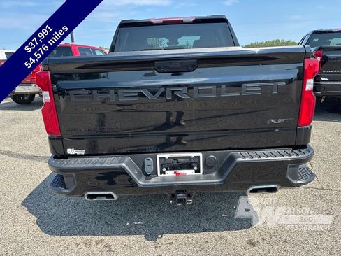 Used 2023 Chevrolet Silverado 1500 RST AWD/4WD image 5
