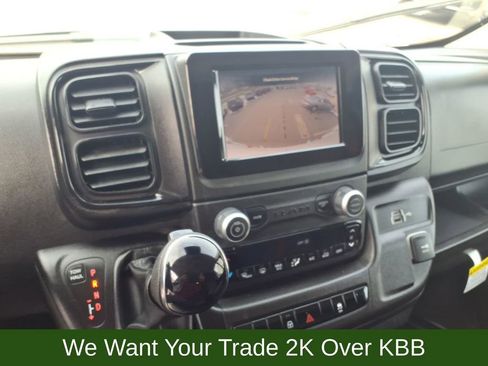 Used 2025 RAM ProMaster 2500 w/ Convenience Group image 25