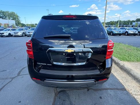 Used 2017 Chevrolet Equinox LT AWD/4WD image 6