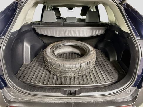 Certified 2019 Toyota RAV4 XLE w/ Convenience Package FWD image 28
