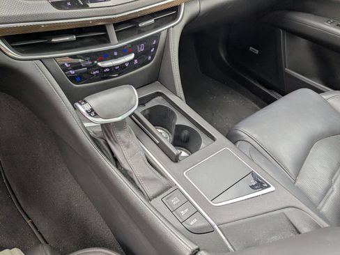 Used 2017 Cadillac CT6 Luxury RWD image 19