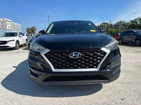 Used 2019 Hyundai Tucson SE FWD image 2