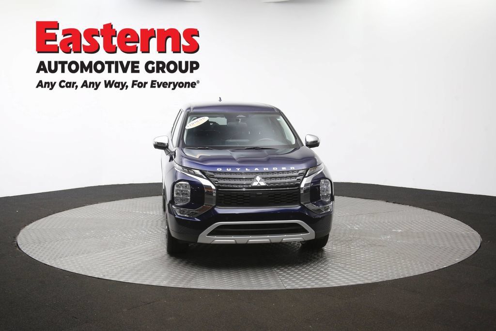 Used 2023 Mitsubishi Outlander SE AWD/4WD image 54