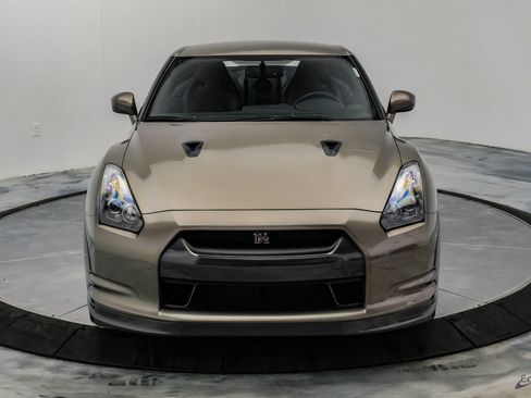 Used 2009 Nissan GT-R Premium AWD/4WD image 37