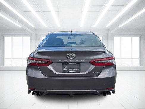 Used 2023 Toyota Camry XSE FWD image 4